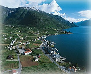 Lofthus, Hardanger Fjord
